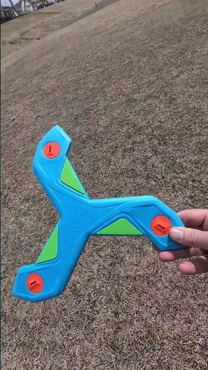 Nerf boomerang review. Is it worth buying or is it CRAP? #toys #nerf #boomerang