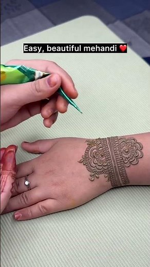 Easy back hand mehandi design for beginners #mehndi #hennadesign #henna #hennaproducts #bridalmehndi