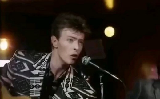 David Bowie——《Blue jean》