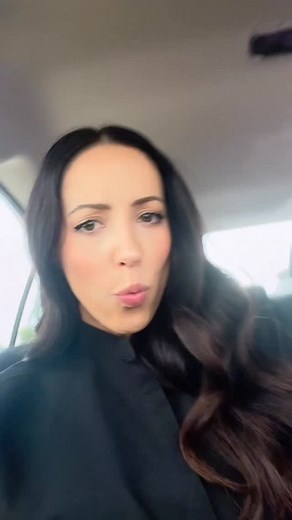 What’s one thing you wish everyone knew about dental health? I’ll go first: Don’t replace your 90% foundation with a 1% trend. ✅ Brush 2x/day ✅ Floss daily ✅ See your dental team regularly That’s your 90%. Nail that before chasing quick fixes or scammy “secrets to a white smile.” No shortcuts. Just real habits that work. #DentalFacts #OralHealthTruths #NoShortcuts | Teeth Talk