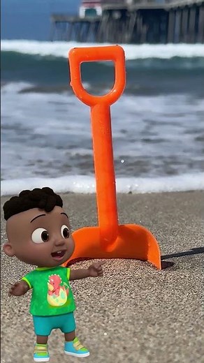Beach Colors Shovels | Cocomelon | Family Time! 👨‍👩‍👦