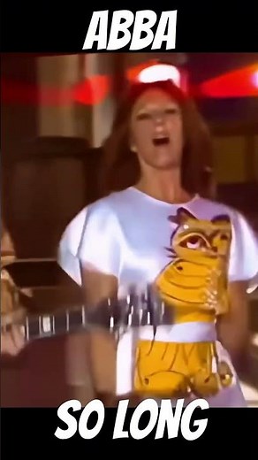 Frida’s Unstoppable Energy! 💃 ABBA - So Long (1974) Stage Performance