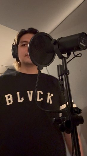 Tracking for the new single called “glassthrone” out this november. 👌 | Fragments