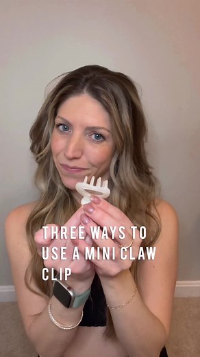 Mini Claw Clip Styles: Hair Clip Tutorials & Hairstyle Ideas