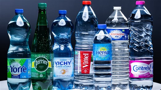 Eau minérale, eau de source ou eau du robinet: quel est le meilleur choix?