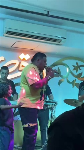 Hamo Bika Live on Instagram