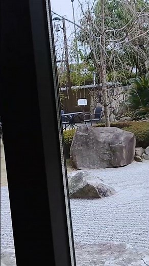 ザ・シロヤマテラス津山別邸の白砂庭