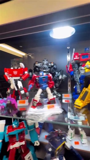 Transformers Collectibles at Toy Roundup Mukilteo