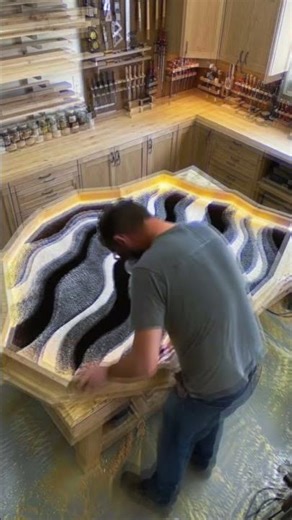 HOW TO EASILY TABLE IN YOUR ROOM