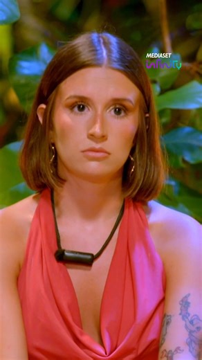 Sandra a Juanpi al dejarse llevar con Andrea: "Me he dado cuenta de que no estaba enamorada de ti" Toda la crudeza del desamor a la cara en #LaIslaDeLasTentaciones25 en #MediasetInfinity ♾ https://dozz.es/ksmst2 | mitele