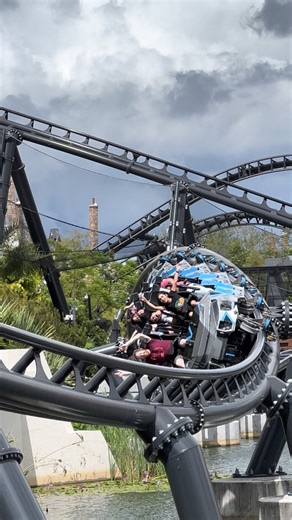 The signature Mosasaurus Roll on VelociCoaster at Universal Studios Islands of Adventure is seen by many as the best inversion in the world. But what's your favorite inversion on a coaster? (Video ACN) #velocicoaster #rollercoaster #universalorlando #themepark #amusementpark | ACN - America's Coaster Network