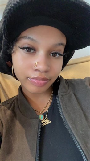 kioni (@amarakioni)’s videos with Legacy - J. Cole & PJ