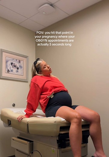 32 Weeks Pregnant: Quick OBGYN Appointment Reality