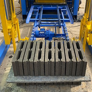 [Hot Item] Cheap Cement Color Interlocking Pavers Machine