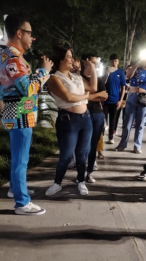 El talento y la energía de un payaso viral