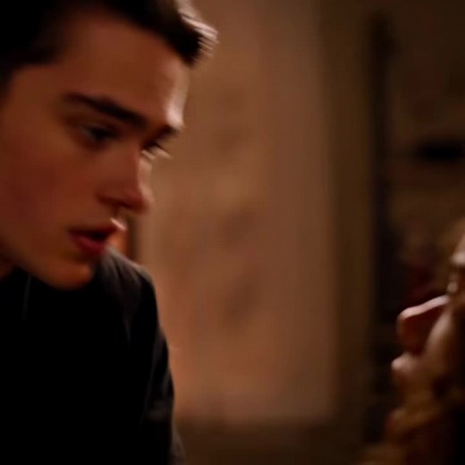 I can‘t help but love you #fy #viral #ginnyandgeorgia #ginnyandmarcus #ginnyandgeorgiaseason2