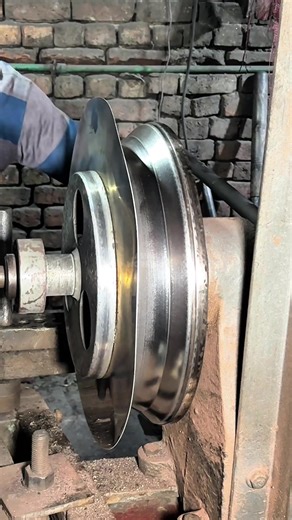 Craftsmanship in Steel: Creating Giant Steel Dishes