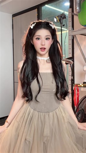 Holy cow, this Barbie is alive! | Barbie Doll