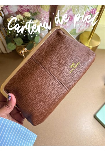 Cartera larga de piel auténtica con protección RFID para evitar el robo de tarjetas , tiene varios compartimentos y espacio para tarjetas y monedas , es de buena calidad y hay más colores . #cartera #rfid #piel #tiktokshop #tiktokfinds