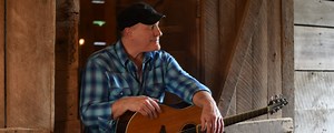 Collin Raye Drops Lyric Video for Boot-Stompin' "Rock ’N’ Roll Bone”