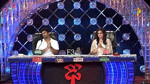 #Dhee Watch the Latest Episode of Dhee 14 Dancing Icon Show on ETV Win App @ https://www.etvwin.com/shows/dhee/seasons/d14-dancing-icon Install ETV Win App @ https://f66tr.app.goo.gl/apps #Dhee #dhee14dancingicon #DheekingvsQueen #PradeepMachiraju #Hyperaadi #Priyamani #Poorna #nanditaswetha #janimaster #RashmiGautam #SudigaliSudheer #instrareels #Deepikapilli #Ganeshmaster #telugu #teluguvideos #judges #dheejudges #dhee10 #dhee13 #dhee14 #etv #etvtelugu #etvshows #aaluarjunfans | ETV Funny Vide