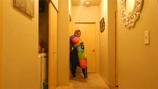 When Randalin did meet ups, she didn’t allow touching