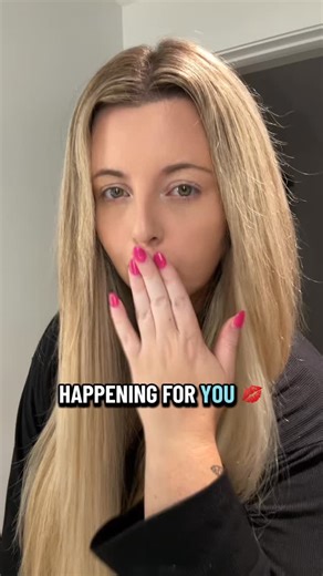 MOLLY MURPHY on Instagram: "ITS ALMOST ECLIPSE TIME 👀🔥✨💫"