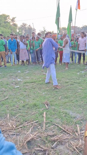 Hamare gaon ke Samiti Sahab Lathi bhagate hue 👍👍👍 | Amir Alam