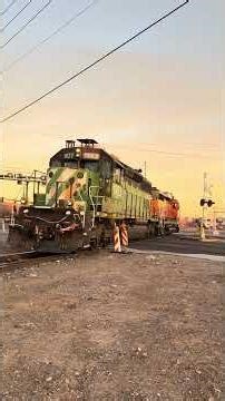 BNSF 2813 In HD (w/ BN!)