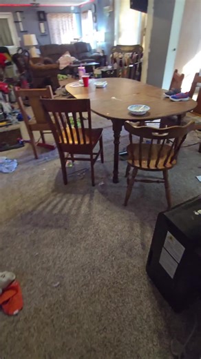 cleaning and laundry #cleaning #clean #cleaningmotivation #cleaningtiktok #cleanwithme