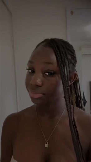 Missing My Eyebrows: A Personal Journey