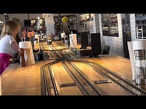 Model Railroad Restaurant Burger Delivery