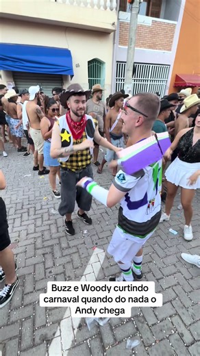 Buzz and Woody Enjoy Carnaval Together