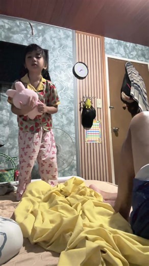 Poison Ivy (@29poison_ivy)’s videos with nhạc nền - Chinese and English - Learning English