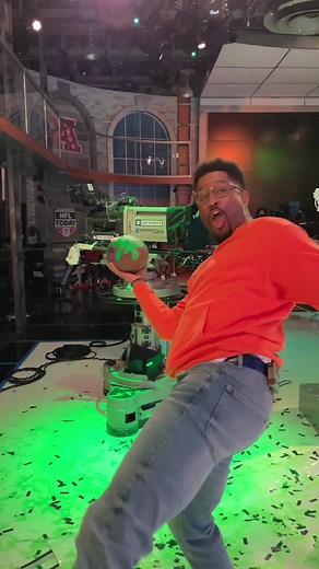 When Nobody Responds in the Group Chat: A Funny Message