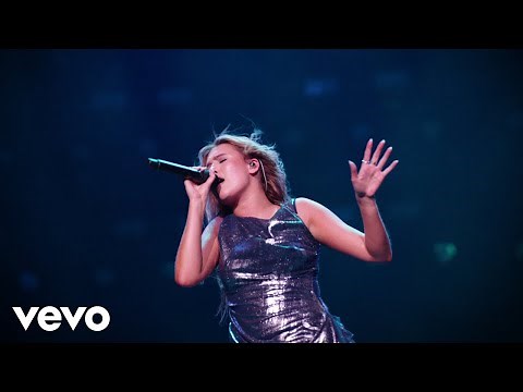 Mimi Webb - One Eye Open (Live from the O2 Arena, London)
