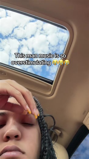 Am I tripping ? 😂😂😭🫤 #fyp #amazingaaamy | Music TikTok