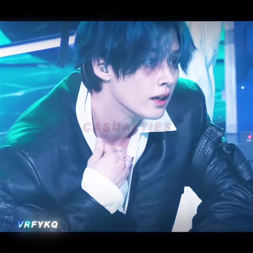 Lee Know Performance Highlights from Stray Kids