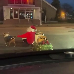 Rare Footage of Santa | The Christi Show