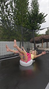 Watch me pop this balloon 🎈 | Your Aubsome