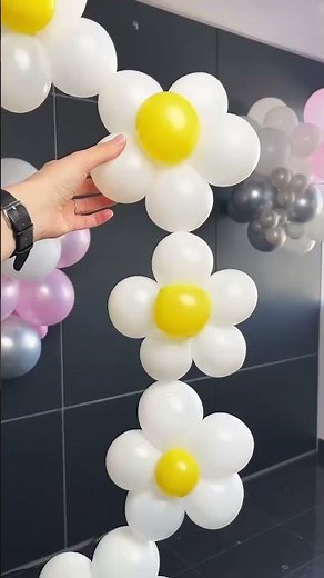 Balloon Daisy Chain 🌼 | Cute & Easy Party Decor Idea!