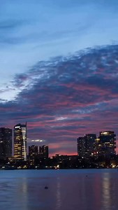 Last night’s sunset though 🌆 🎥: @ericsnydertravel | The Boston Calendar