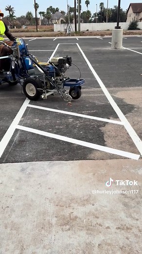 Line Striping Ada Crosswalk with Graco 3900