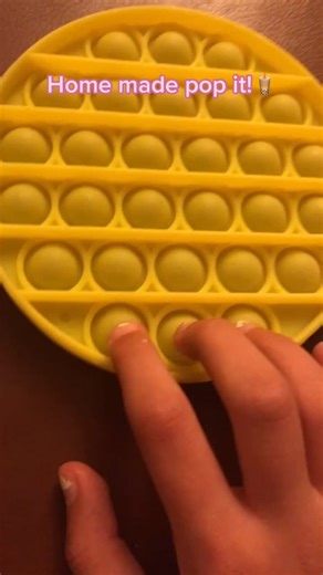 DIY Pop It Fidget Toy Using Pringles Cap