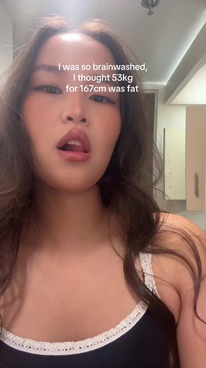 Body Image and Self-Love in Teenage Life