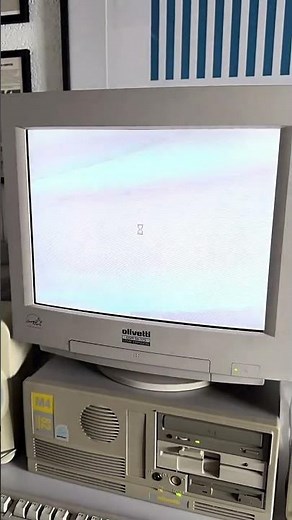 💻→ Démarrage de Windows 3 1 #windows #microsoft #retro #computer #tech