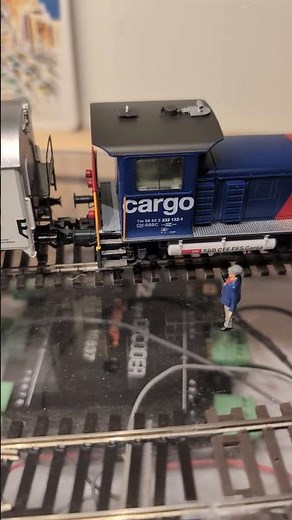 Genial! Der Märklin Entkuppler in Aktion mit ESU LokSound