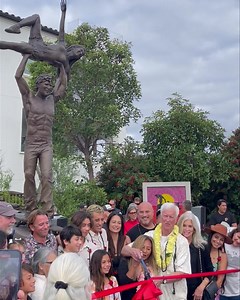 Yesterday’s event honoring The Boehne family was incredible and so well deserved. The Boehne family is an essential piece of Dana Point’s surf culture and the surfing community not just locally but world wide. The turn out was full of legends and Dave's speech was all time!! None of us will ever drive by without a smile knowing Dave is also a part of the famous and now memorialized photograph. It was an emotional experience had by all! #killerdana #kdsurfshop #killerdanasurfshop #killerdanasurf 