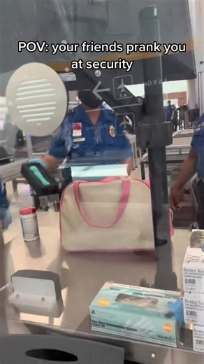 Airport security prank #titok #funnyvideos #foryou #fpy #prank