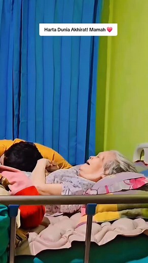 Selamat Pagi Kesayangan Daniel! Mamah ❤️ lama ga bercanda dan ajak senam Mamah..Bismillah Mamah semakin Membaik..🙏 #ibu #mamah | Daniel Kriscaesar